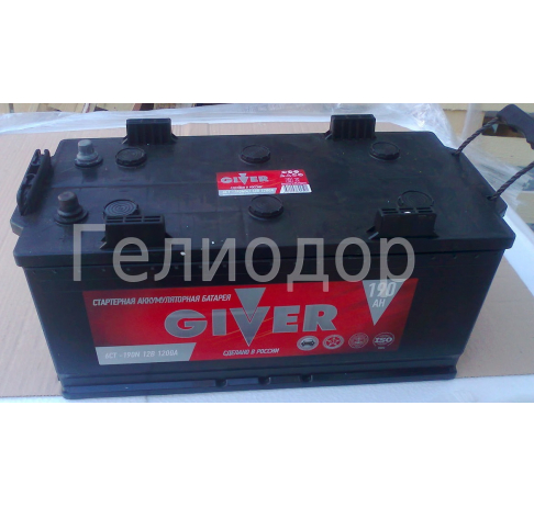 Giver 132 А/ч о.п. (+;-) 880А 12V (конус)